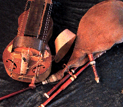 Drehleier und Sackpfeife<leer>